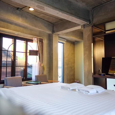 Hostel Werun Nimbly Chiang Mai Zewnętrze zdjęcie