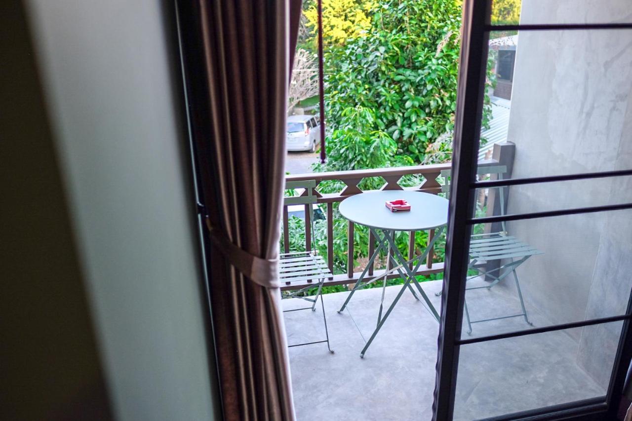 Hostel Werun Nimbly Chiang Mai Zewnętrze zdjęcie