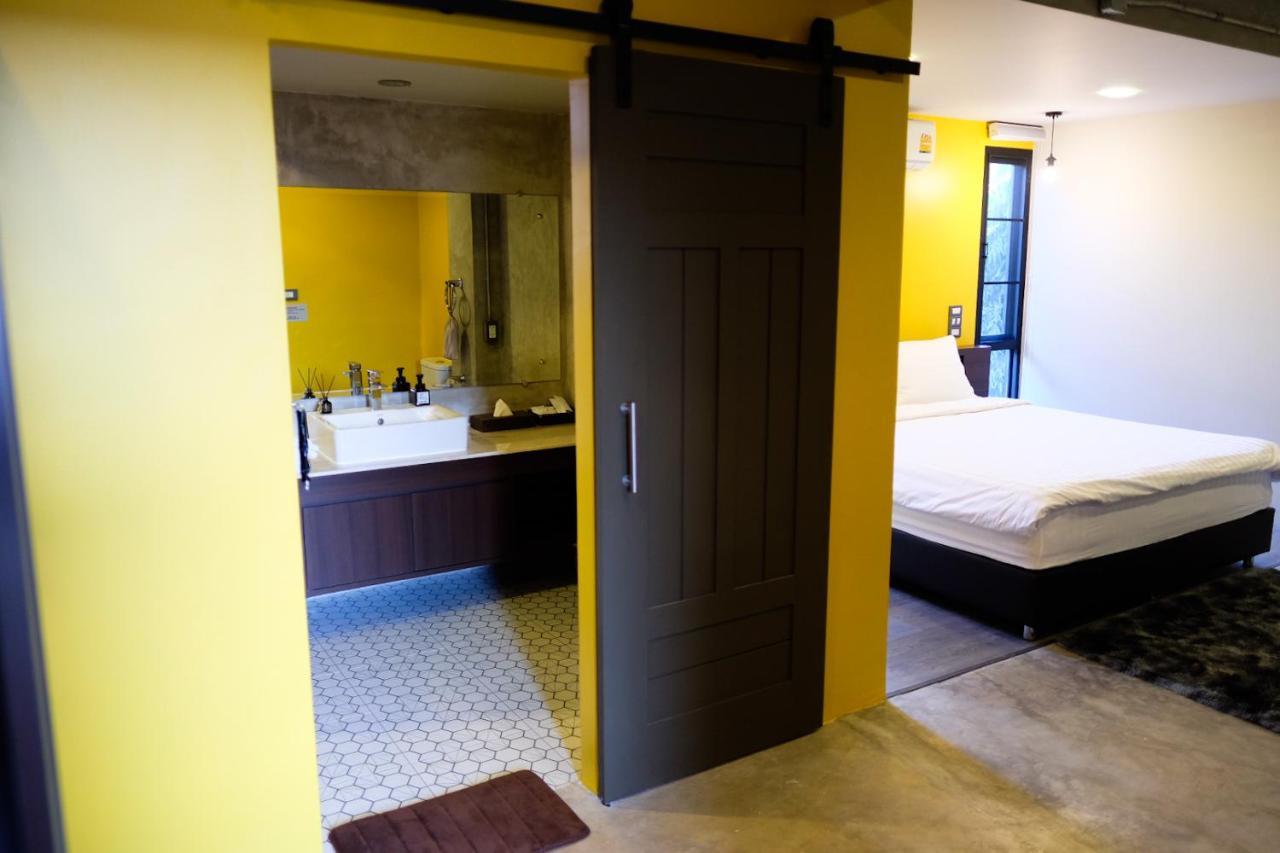 Hostel Werun Nimbly Chiang Mai Zewnętrze zdjęcie