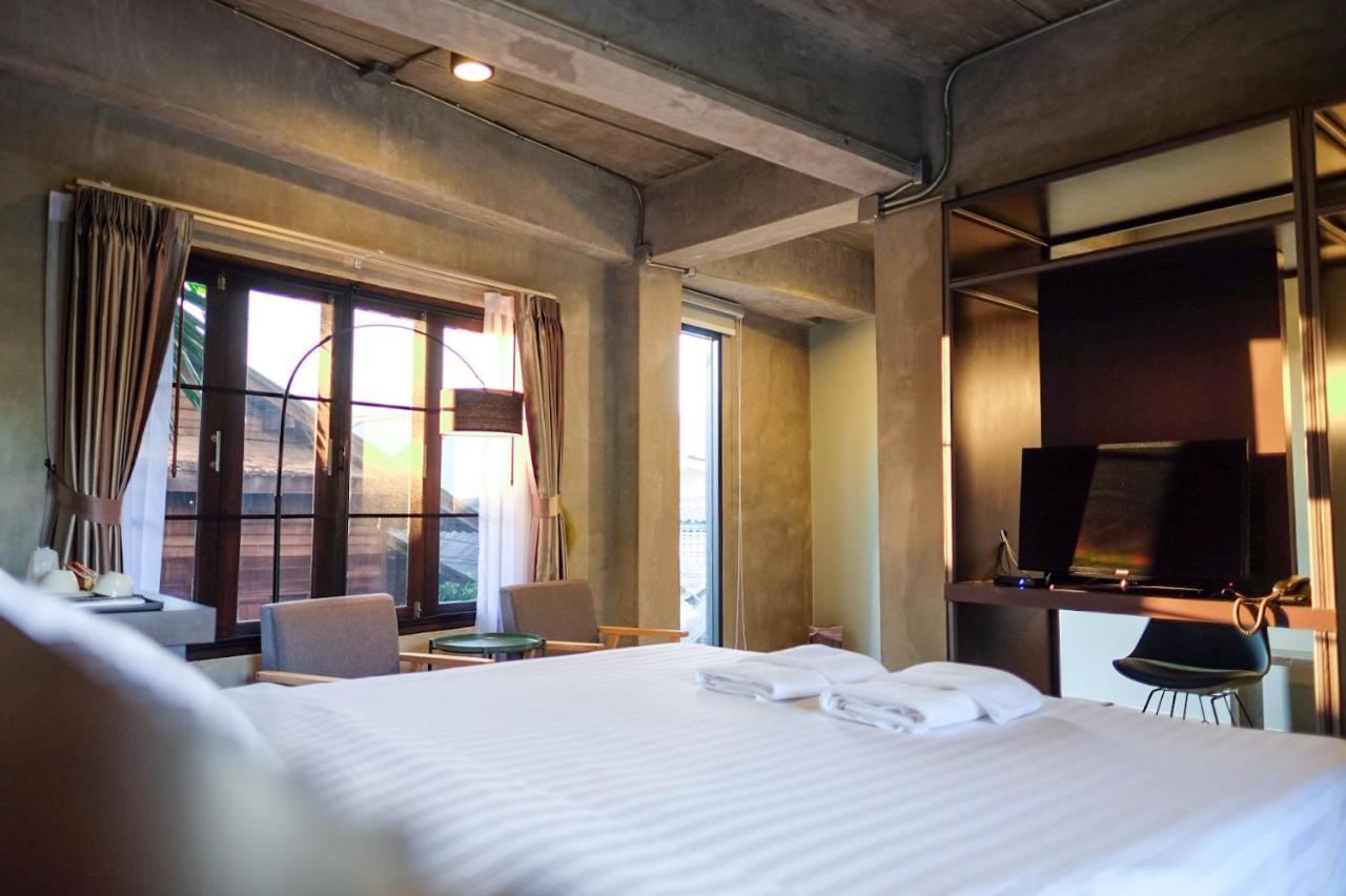Hostel Werun Nimbly Chiang Mai Zewnętrze zdjęcie