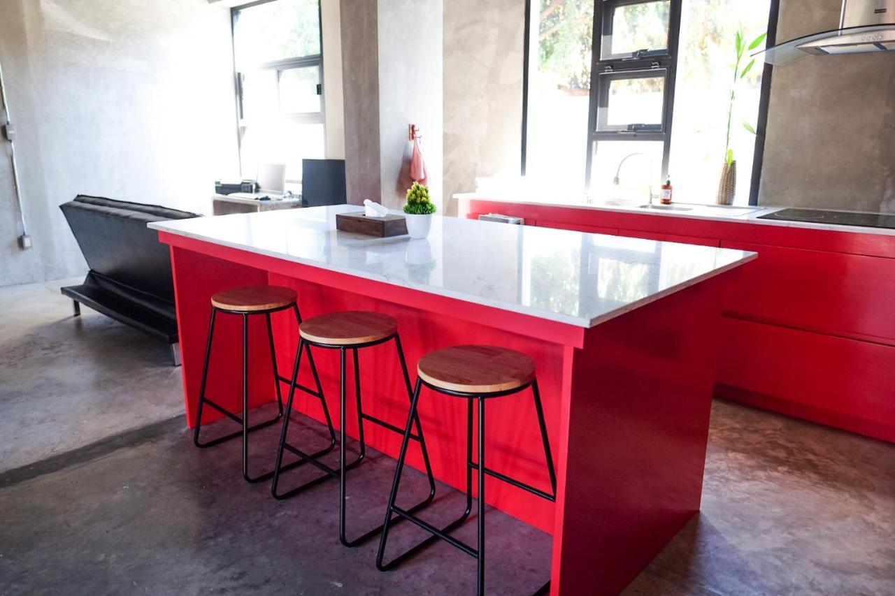 Hostel Werun Nimbly Chiang Mai Zewnętrze zdjęcie